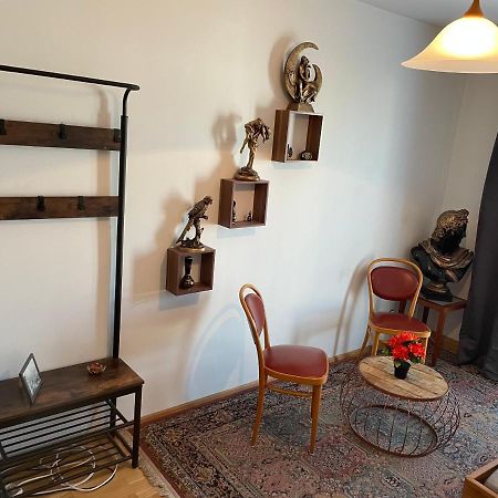 Room In City Center Near U6,U3 And Westbahnhof Wiedeń Zewnętrze zdjęcie